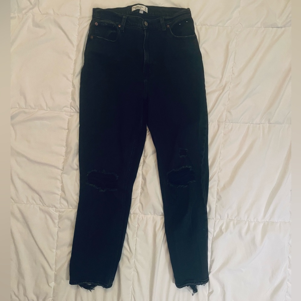 Abercrombie & Fitch Curve Love Ultra High Rise Ankle Straight Jean